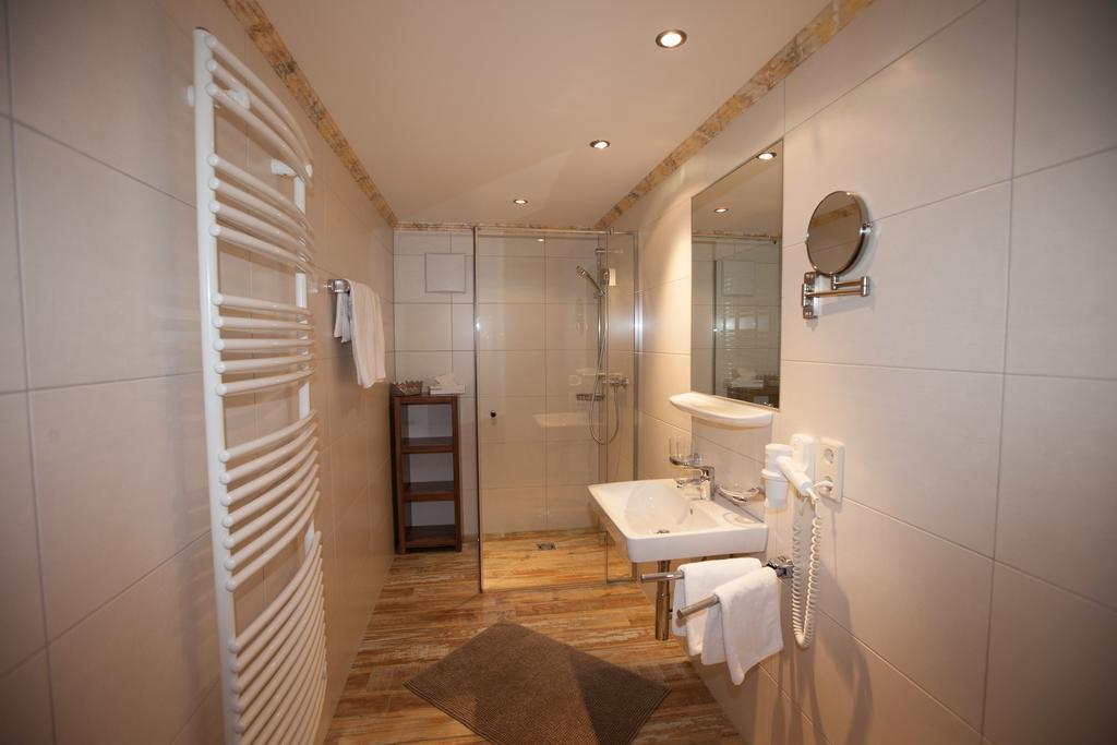 Feierabendhof Apartment Ischgl Phòng bức ảnh